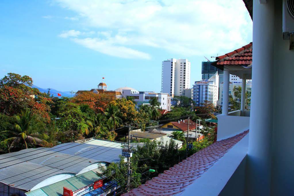 Hanhcafe Hotel Nha Trang Exteriör bild